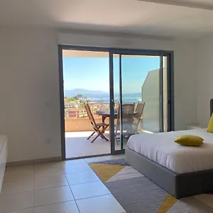Vue Mer à 100 Mètres Des Plages Et Massif De L'estérel Appartement
